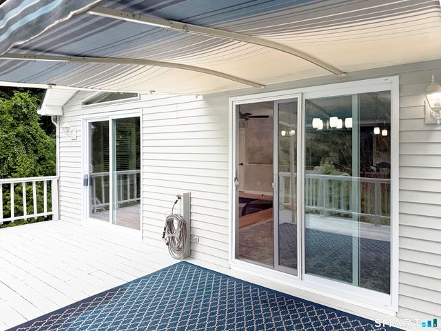 17 Blaine Avenue, Clinton, CT 06413