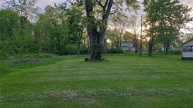 48 Chapman Avenue, Auburn, NY 13021