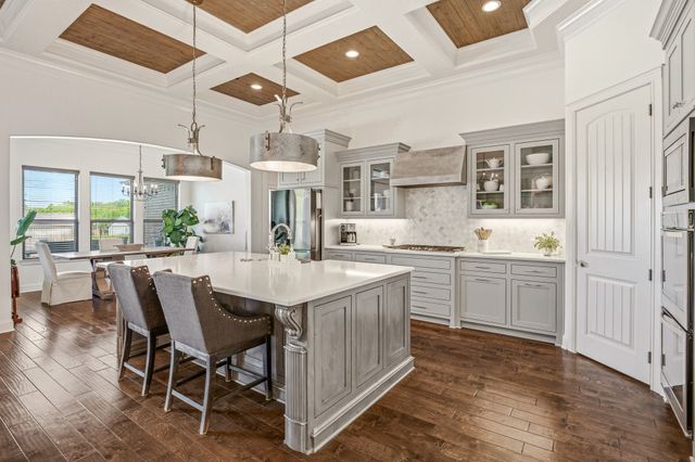 2009 Tree Top Court, Granbury, TX 76049