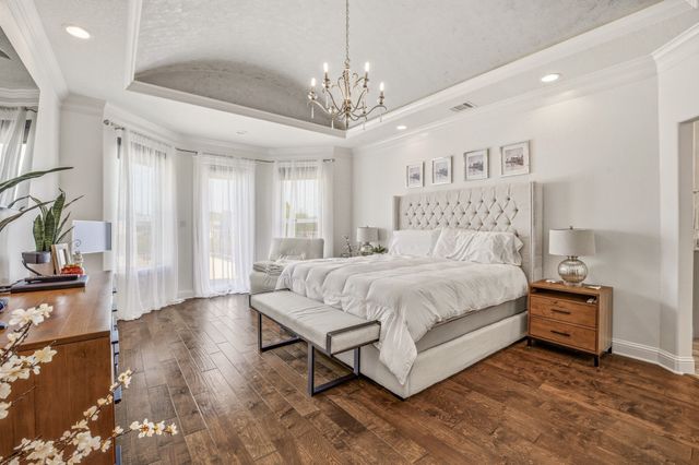 2009 Tree Top Court, Granbury, TX 76049