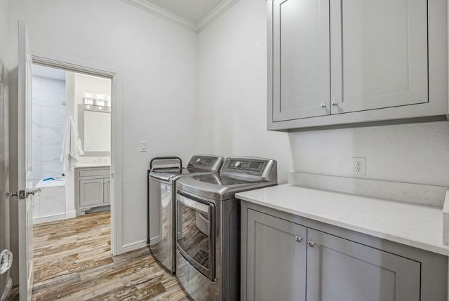 2009 Tree Top Court, Granbury, TX 76049