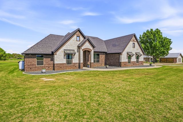 2009 Tree Top Court, Granbury, TX 76049