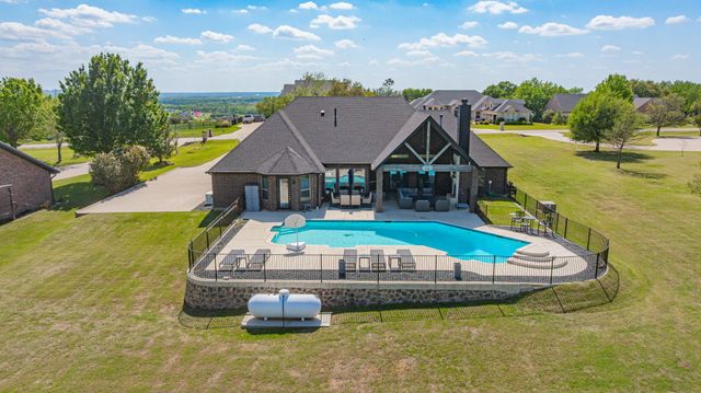 2009 Tree Top Court, Granbury, TX 76049