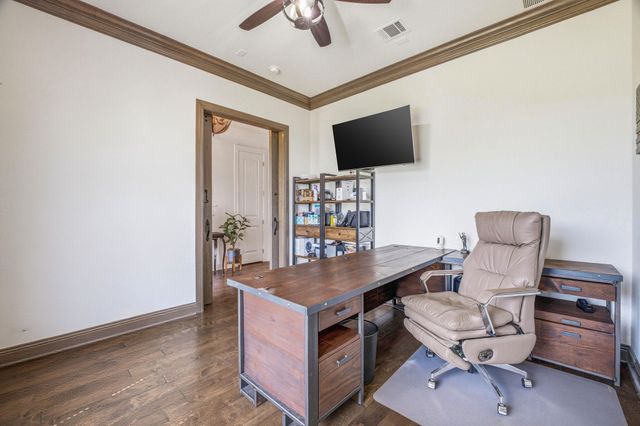 2009 Tree Top Court, Granbury, TX 76049