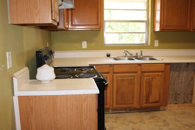 1513 Live Oak Street, Quincy, FL 32351