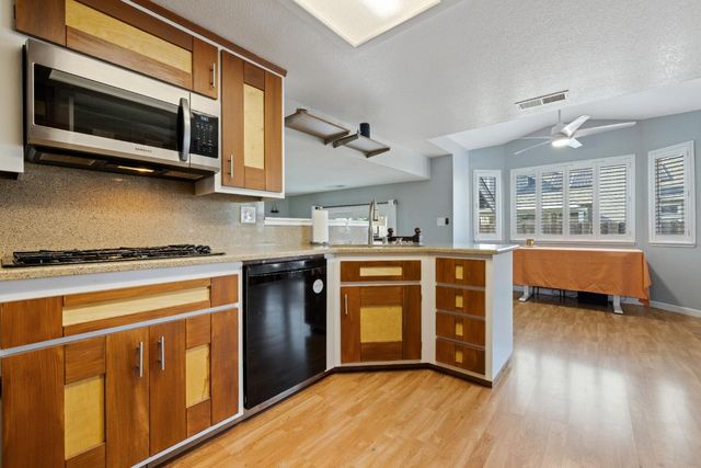 2521 Boston Way, Modesto, CA 95355