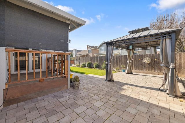 2521 Boston Way, Modesto, CA 95355