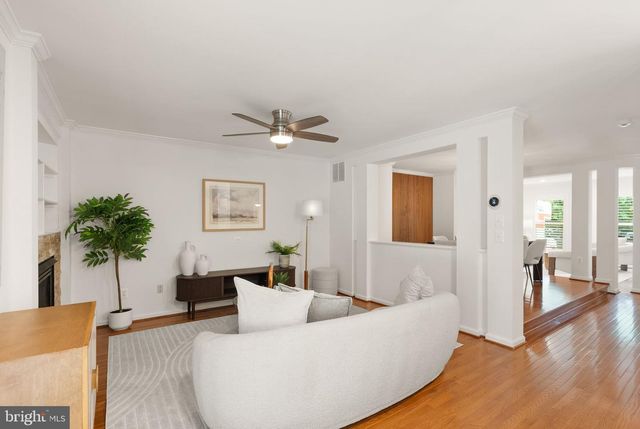 12056 EDGEMERE CIR, Reston, VA 20190