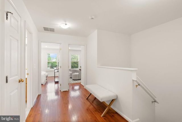 12056 EDGEMERE CIR, Reston, VA 20190