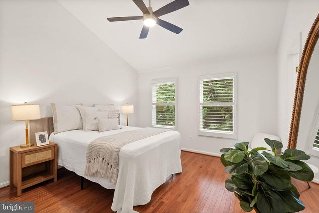 12056 EDGEMERE CIR, Reston, VA 20190