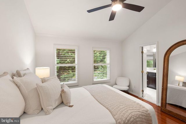 12056 EDGEMERE CIR, Reston, VA 20190
