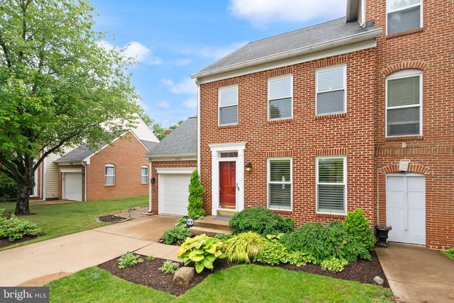 12056 EDGEMERE CIR, Reston, VA 20190