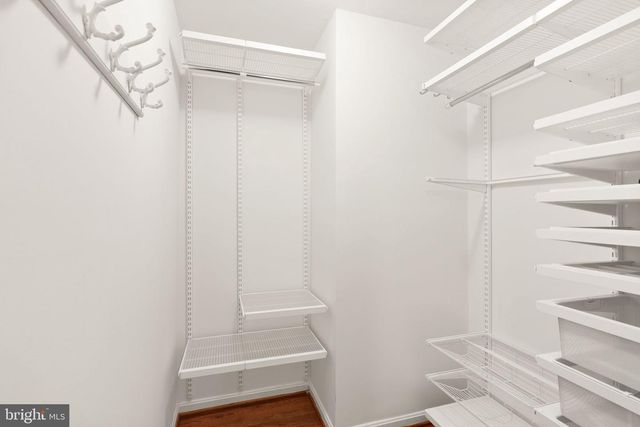12056 EDGEMERE CIR, Reston, VA 20190