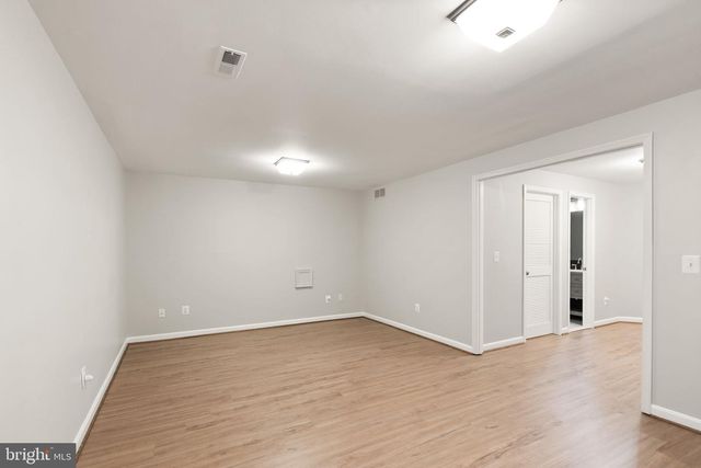 12056 EDGEMERE CIR, Reston, VA 20190