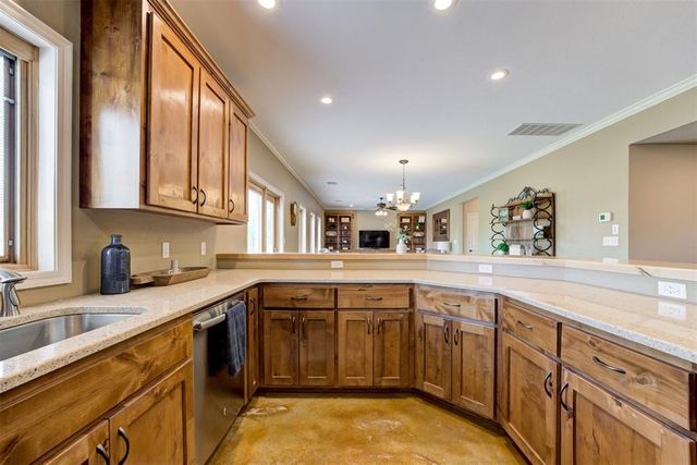 6750 Day Drive, Norman, OK 73026