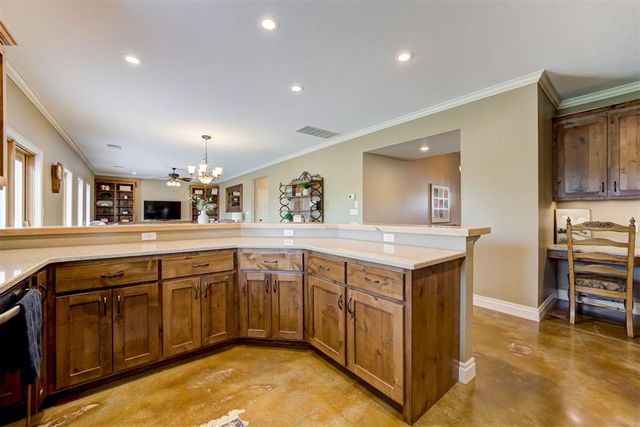 6750 Day Drive, Norman, OK 73026