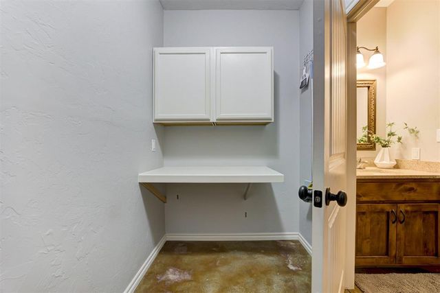 6750 Day Drive, Norman, OK 73026