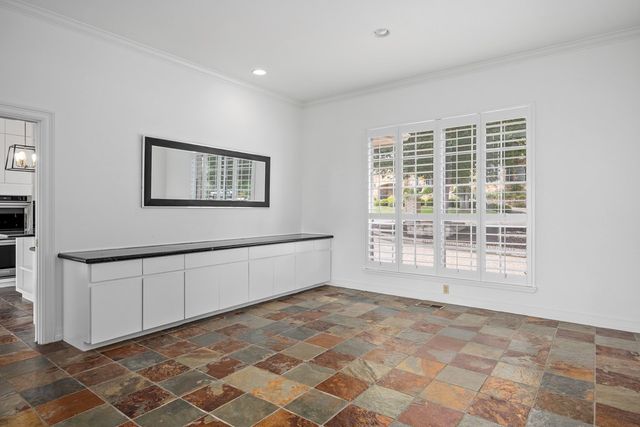405 Overlook Dr, Kerrville, TX 78028