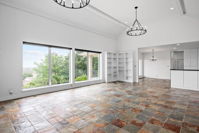 405 Overlook Dr, Kerrville, TX 78028