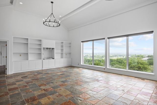 405 Overlook Dr, Kerrville, TX 78028