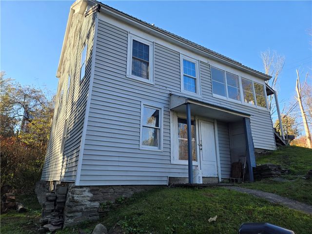 61 West Street, New Berlin, NY 13411