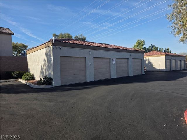 2305 West Horizon Ridge Parkway 2124, Henderson, NV 89052