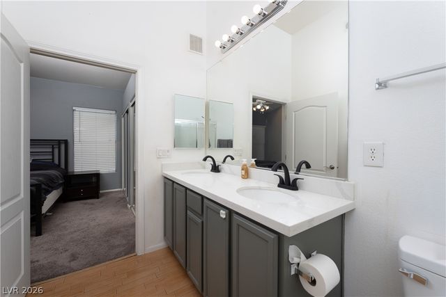 2305 West Horizon Ridge Parkway 2124, Henderson, NV 89052