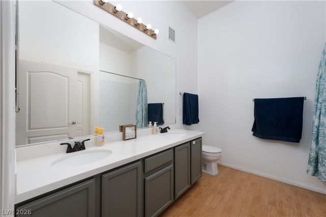 2305 West Horizon Ridge Parkway 2124, Henderson, NV 89052