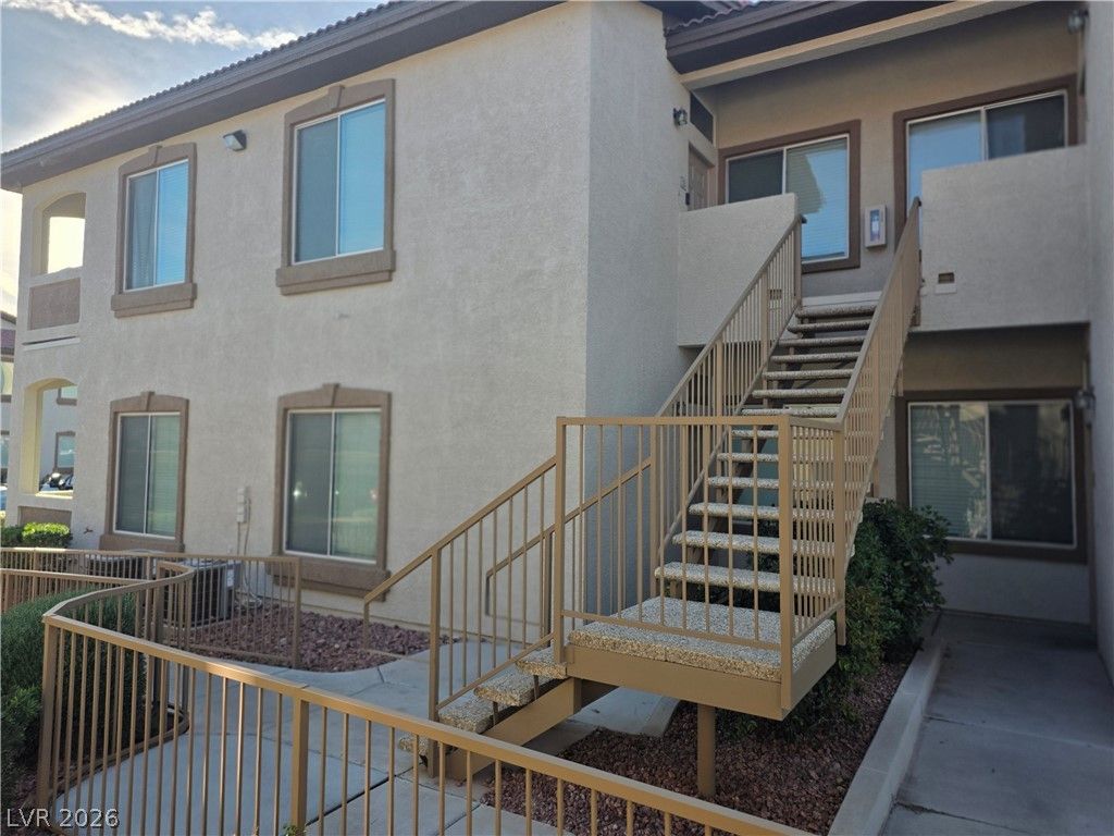 2305 West Horizon Ridge Parkway 2124, Henderson, NV 89052