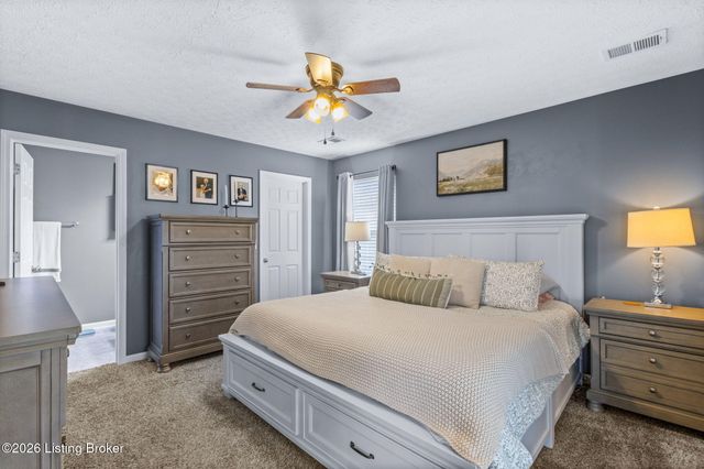 279 Hill Terrace Dr, Mt Washington, KY 40047