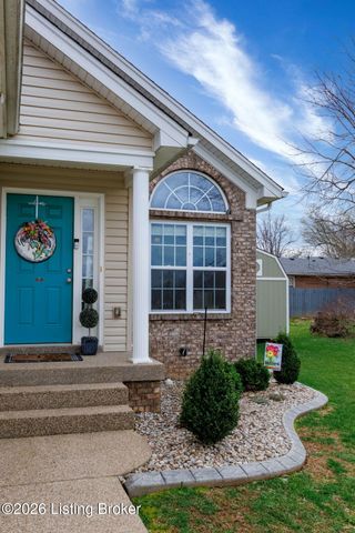 279 Hill Terrace Dr, Mt Washington, KY 40047