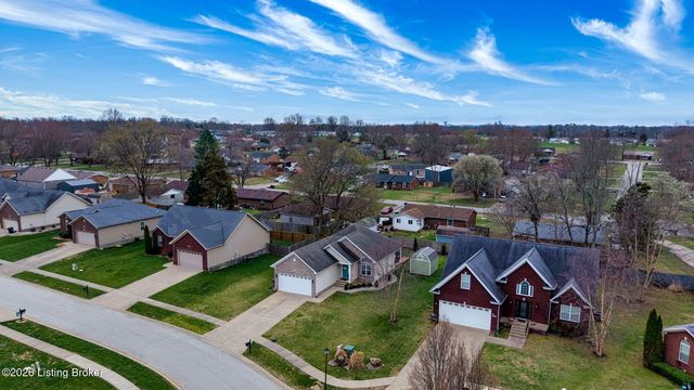 279 Hill Terrace Dr, Mt Washington, KY 40047