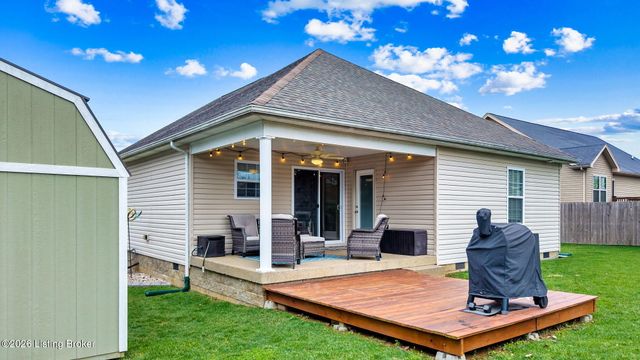 279 Hill Terrace Dr, Mt Washington, KY 40047