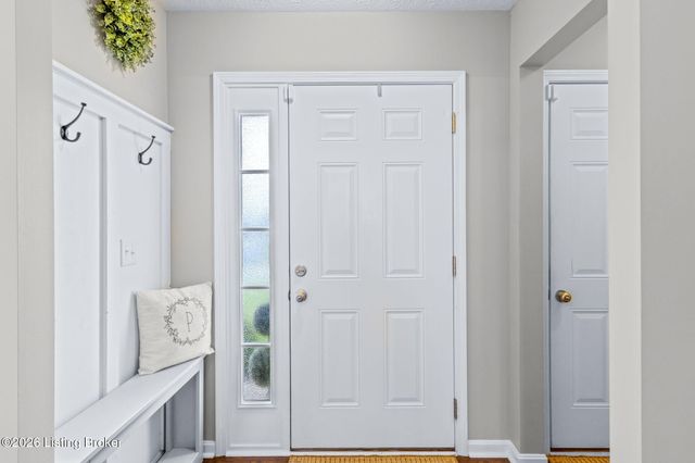 279 Hill Terrace Dr, Mt Washington, KY 40047