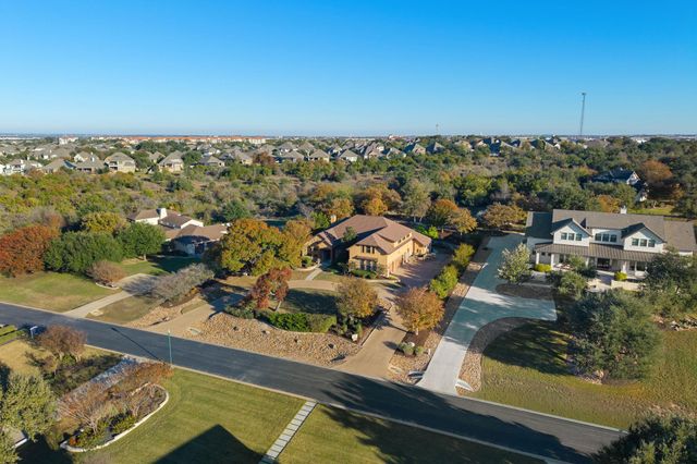 204 Overlook CT, Georgetown, TX 78628