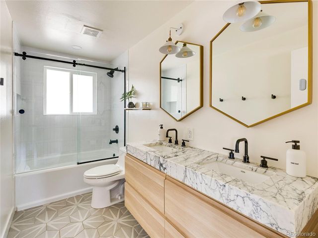 7107 E Wyoming Pl, Denver, CO 80224