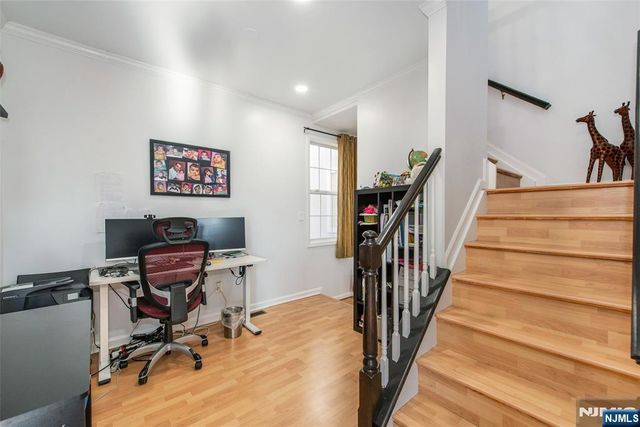 28 George Russell Way 14, Clifton, NJ 07013