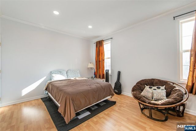 28 George Russell Way 14, Clifton, NJ 07013
