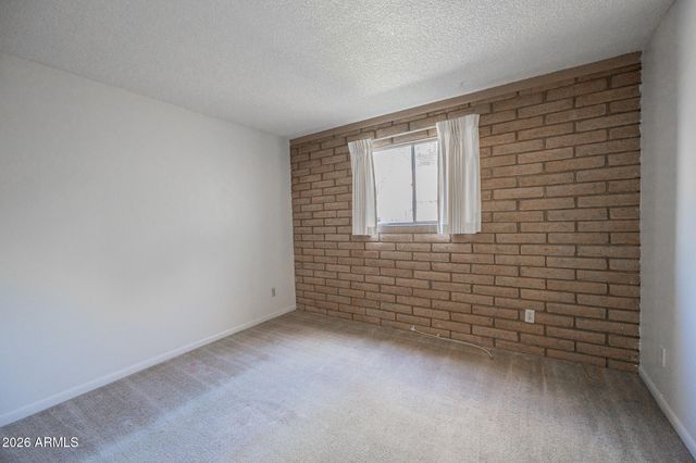 2219 W MORTEN Avenue 6, Phoenix, AZ 85021