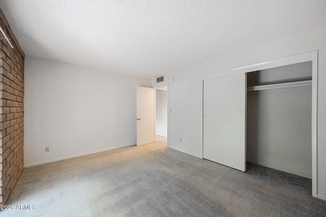2219 W MORTEN Avenue 6, Phoenix, AZ 85021