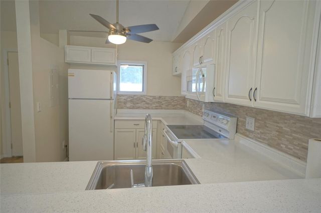 7802 AMBERLEA COURT, Temple Terrace, FL 33637