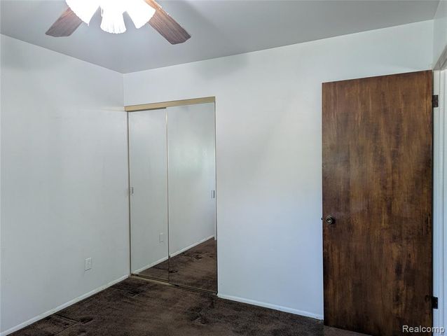1657 Gloria Street, Westland, MI 48186