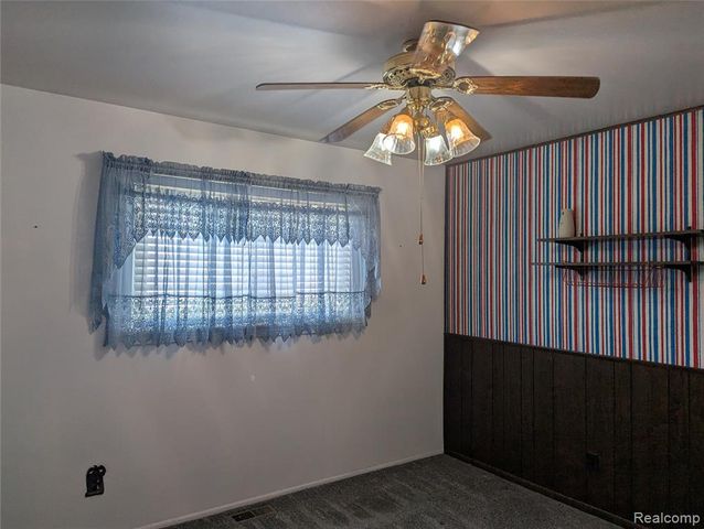 1657 Gloria Street, Westland, MI 48186