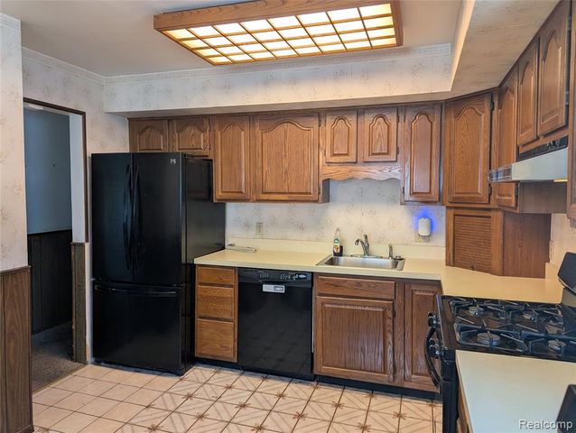 1657 Gloria Street, Westland, MI 48186