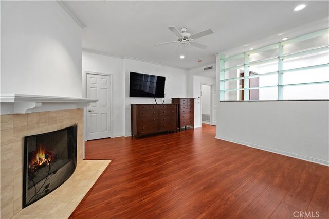 10668 Eastborne Avenue 207, Los Angeles, CA 90024