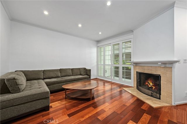10668 Eastborne Avenue 207, Los Angeles, CA 90024