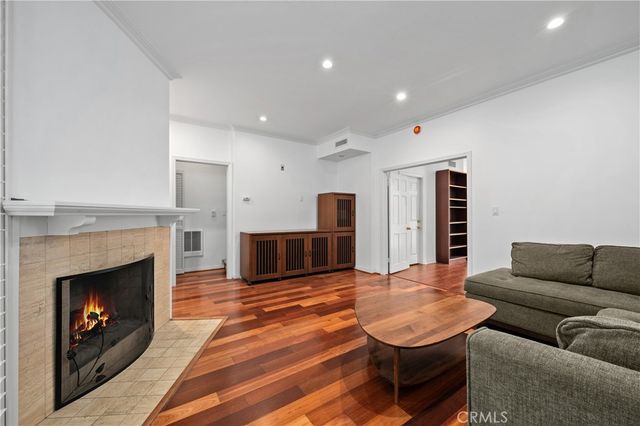 10668 Eastborne Avenue 207, Los Angeles, CA 90024