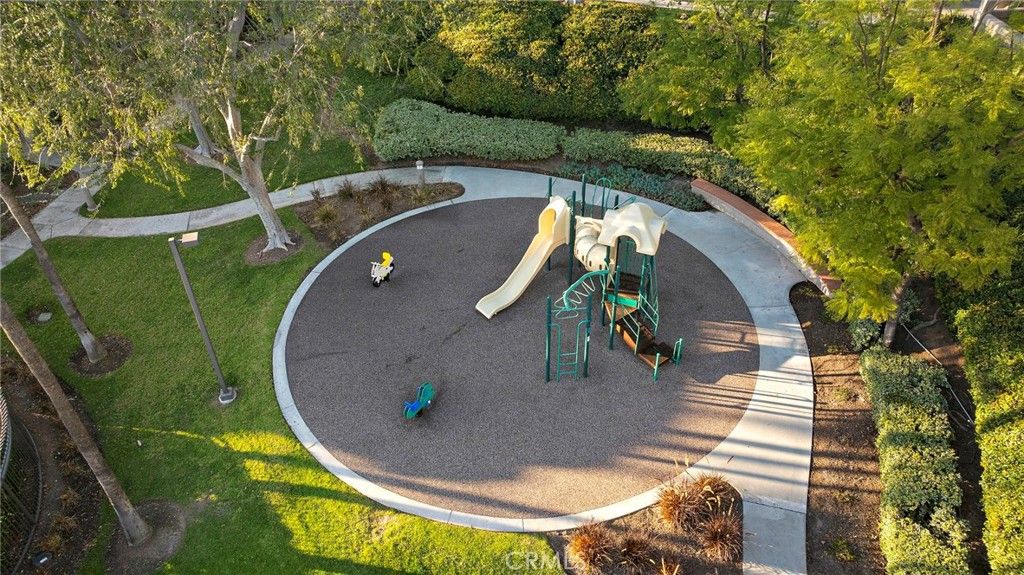 Image 32 of property listing at 9 Violado, Rancho Santa Margarita, CA 92688