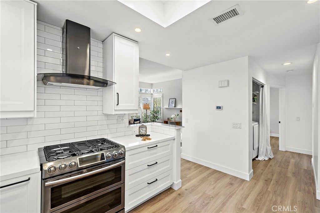 Image 7 of property listing at 9 Violado, Rancho Santa Margarita, CA 92688