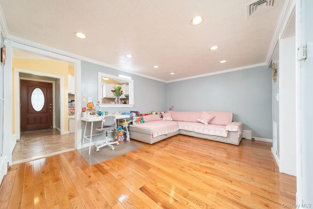 10 Church Street, Howard Beach, NY 11414